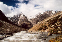 himal400.jpg (14504 octets)